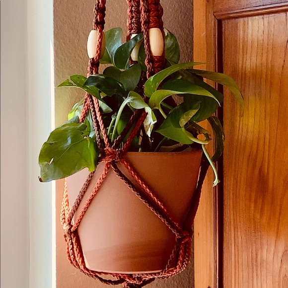 NEW Handmade Macrame Plant Hanger Orange & Brown - Picture 2 of 8